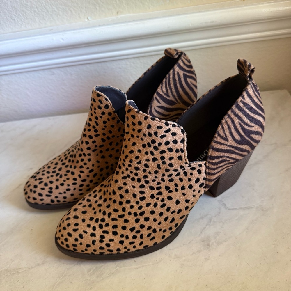 Pierre Dumas Tan and Black Patterned Ankle Boots